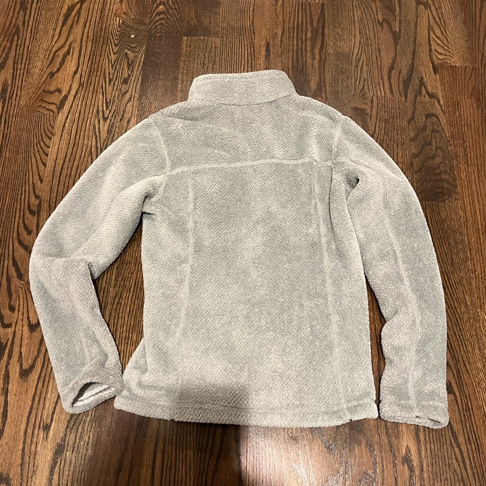 Patagonia pullover size med gray like new - Picture 2 of 4